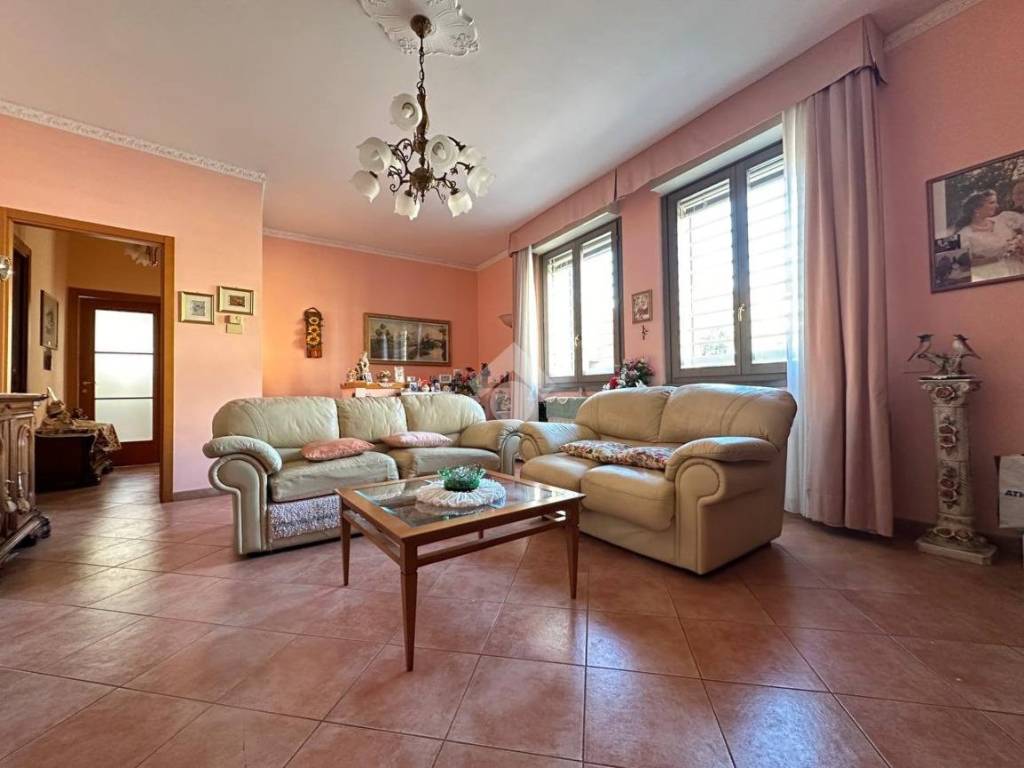 appartamento in vendita a Bussero