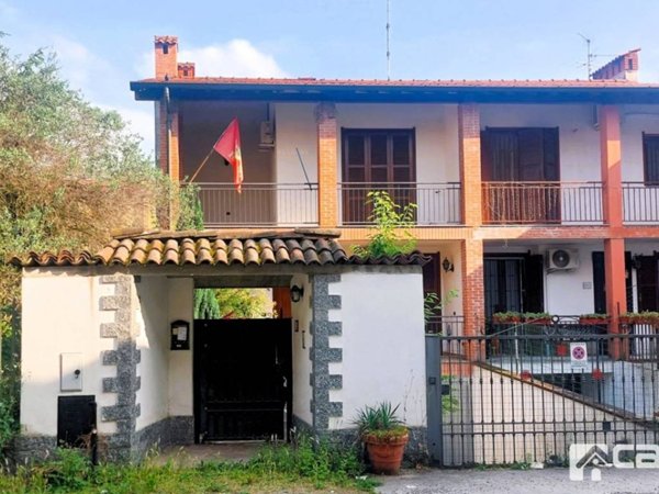 casa indipendente in vendita a Bussero