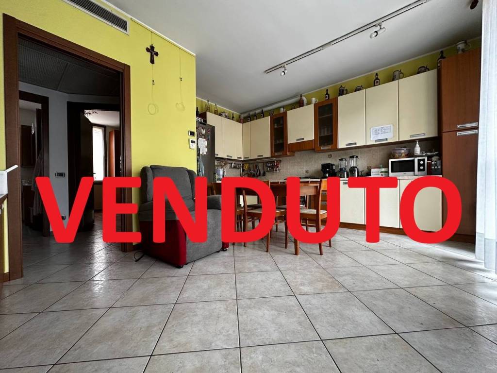 appartamento in vendita a Bussero