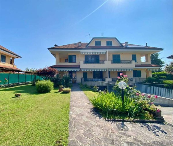 casa indipendente in vendita a Bussero