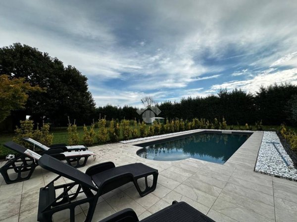 terreno edificabile in vendita a Bussero