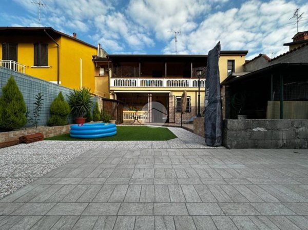 appartamento in vendita a Bussero