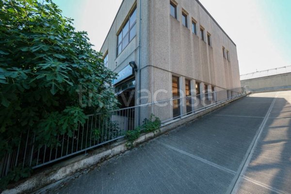 negozio in vendita a Bussero