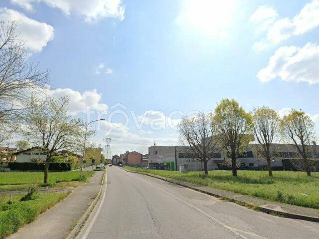 negozio in vendita a Bussero