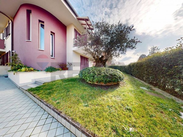 appartamento in vendita a Bussero