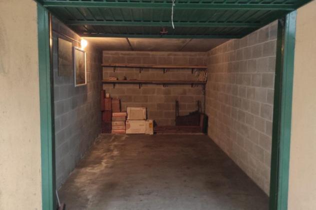 negozio in vendita a Bussero