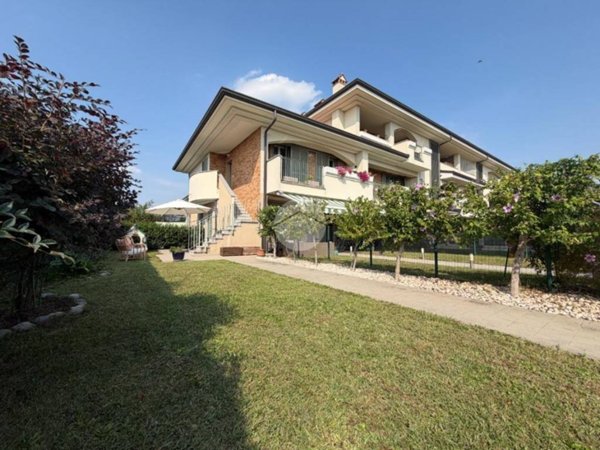 appartamento in vendita a Bussero