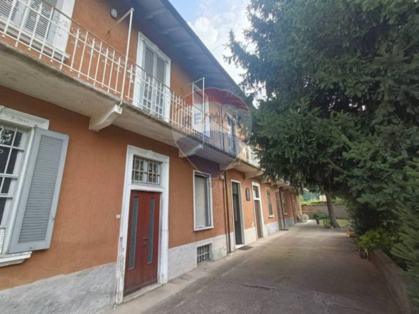 casa indipendente in vendita a Busto Garolfo