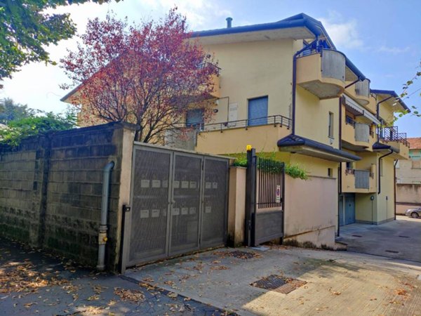 appartamento in vendita a Busto Garolfo