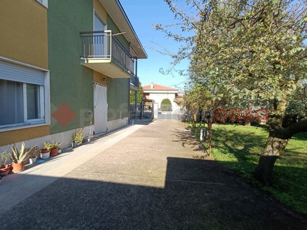 appartamento in vendita a Busto Garolfo