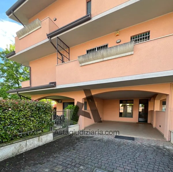 appartamento in vendita a Busto Garolfo
