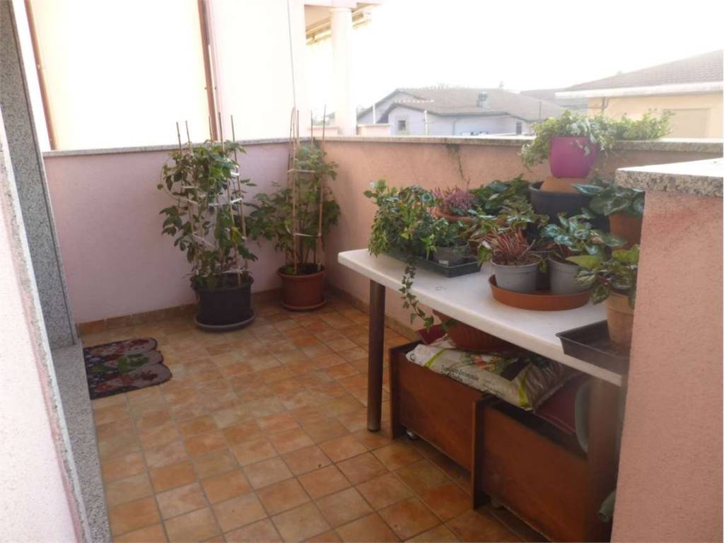 appartamento in vendita a Busto Garolfo