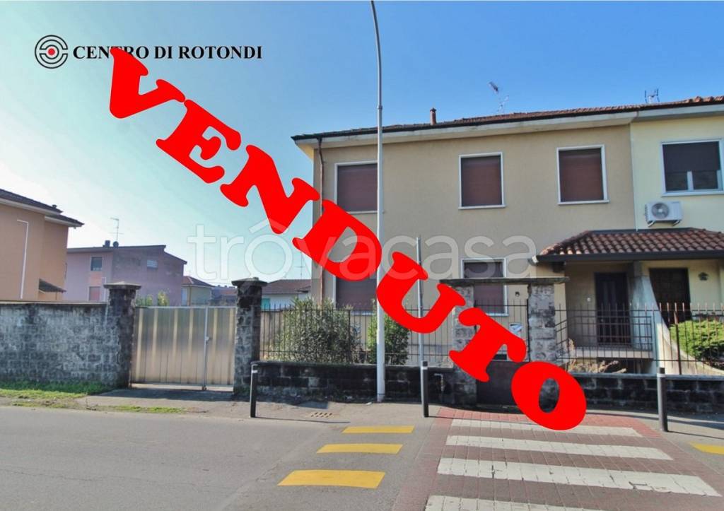 casa indipendente in vendita a Busto Garolfo