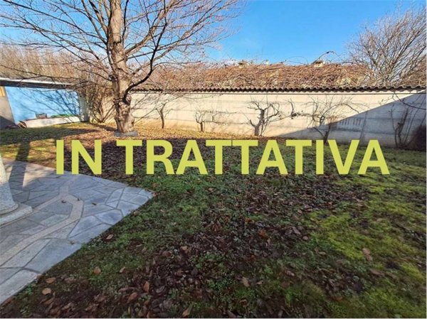 casa indipendente in vendita a Busto Garolfo
