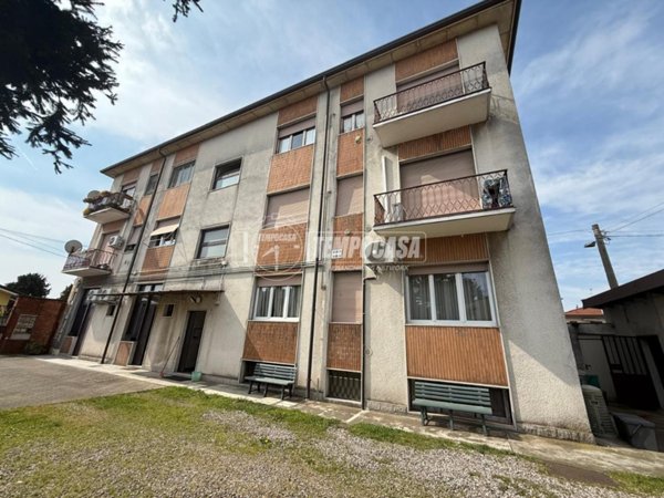 appartamento in vendita a Busto Garolfo