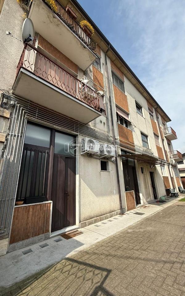 appartamento in vendita a Busto Garolfo