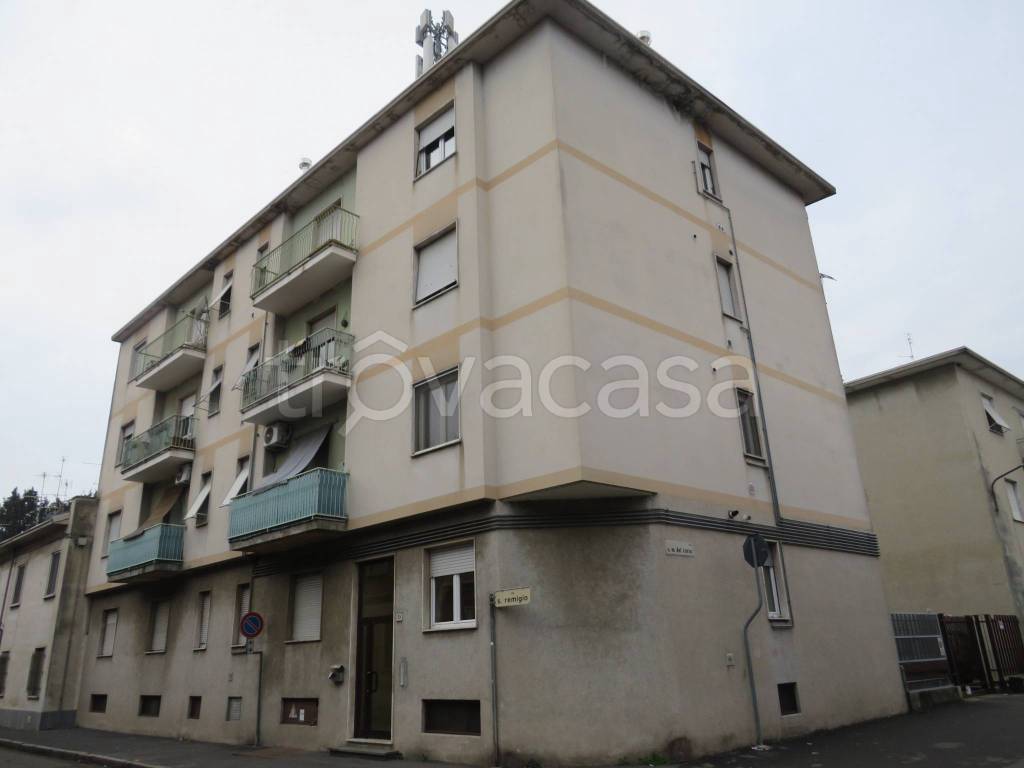 appartamento in vendita a Busto Garolfo