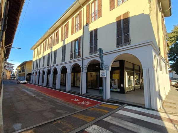 appartamento in vendita a Busto Garolfo