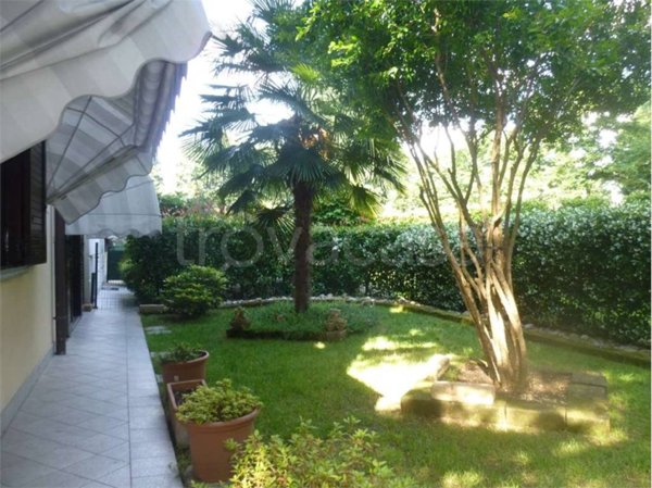 appartamento in vendita a Busto Garolfo