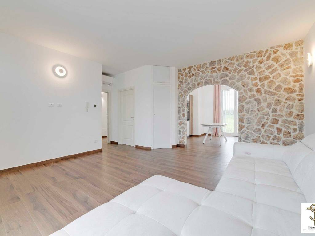 casa indipendente in vendita a Busto Garolfo