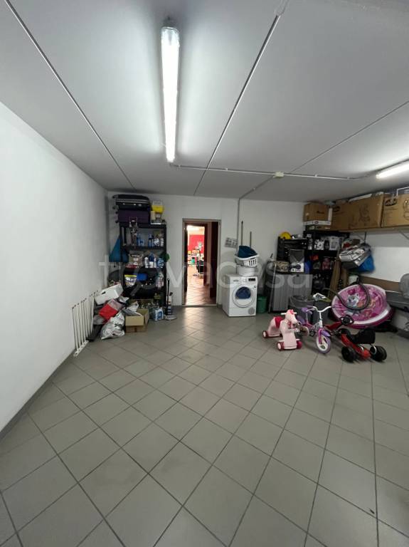 appartamento in vendita a Busto Garolfo