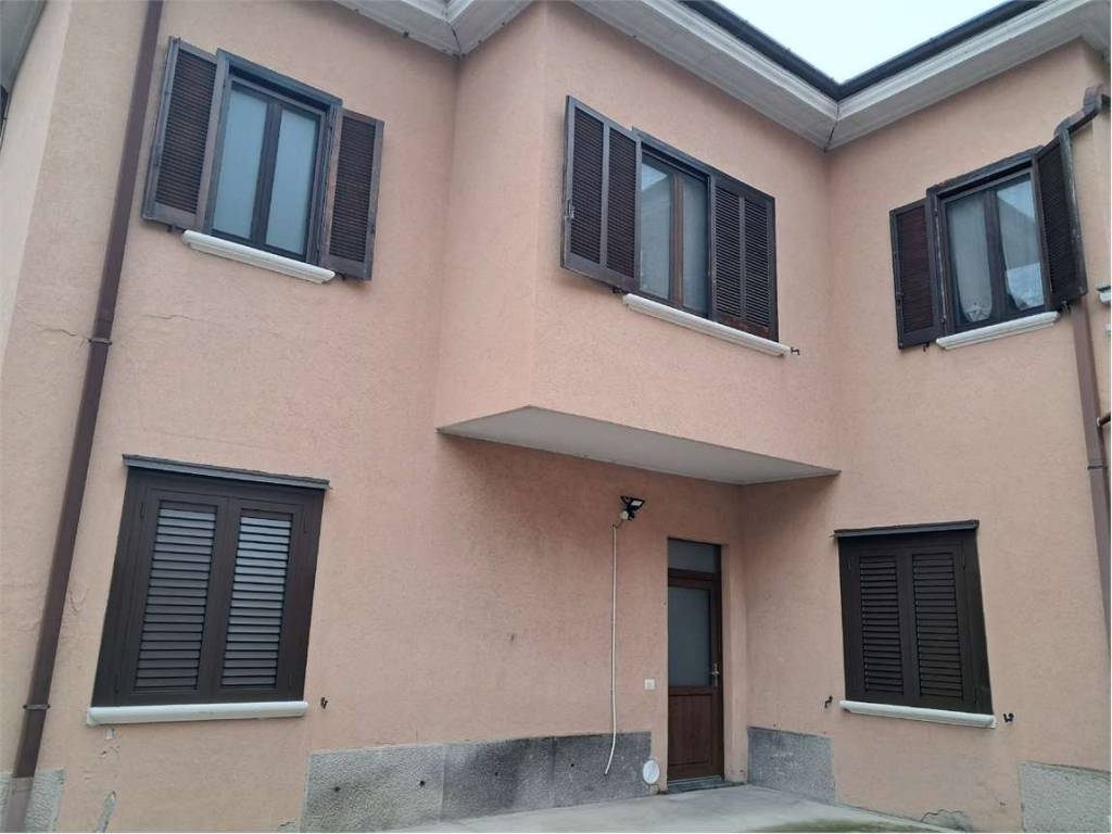 appartamento in vendita a Busto Garolfo