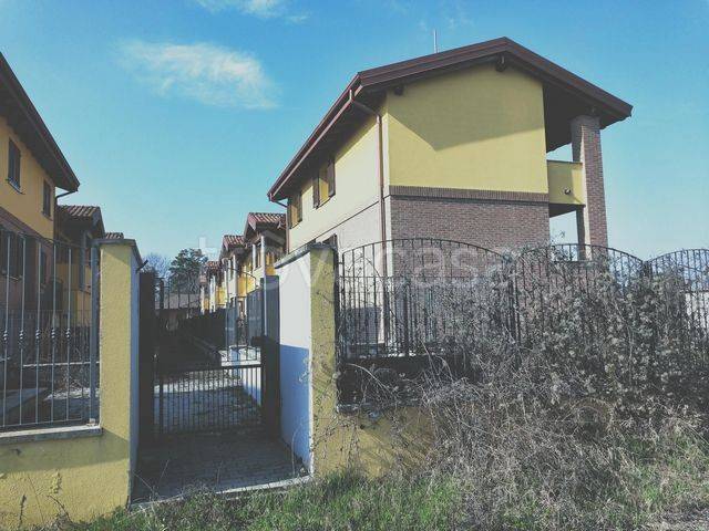 appartamento in vendita a Busto Garolfo