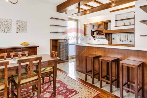 casa indipendente in vendita a Busto Garolfo