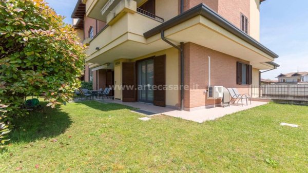 appartamento in vendita a Busto Garolfo in zona Olcella