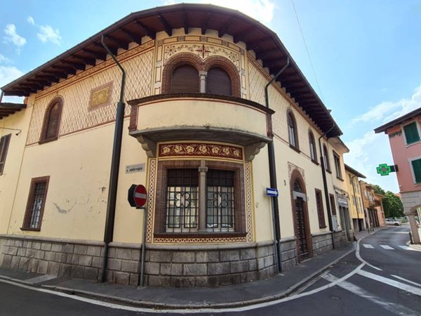 casa indipendente in vendita a Busto Garolfo