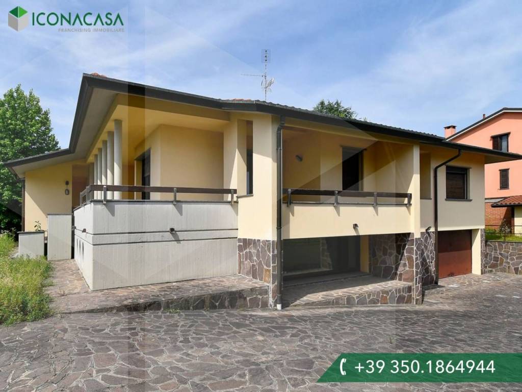 casa indipendente in vendita a Busto Garolfo