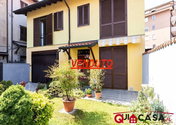 appartamento in vendita a Busto Garolfo