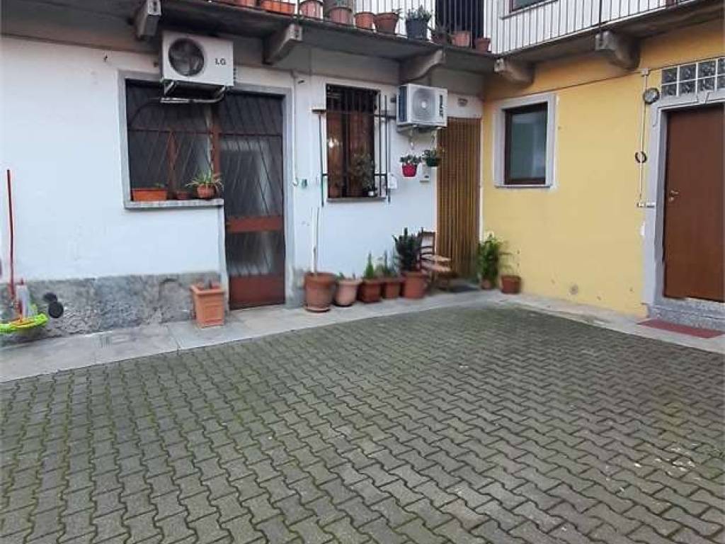 appartamento in vendita a Busto Garolfo