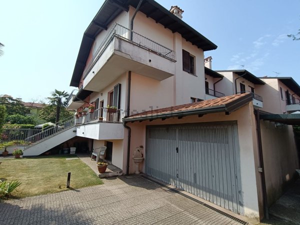 appartamento in vendita a Busto Garolfo