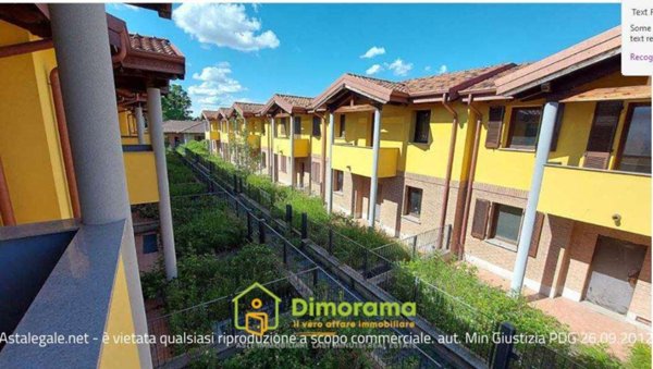 quadrivano in vendita a Busto Garolfo in zona Olcella