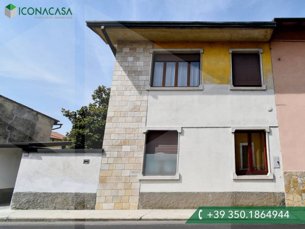 casa indipendente in vendita a Busto Garolfo