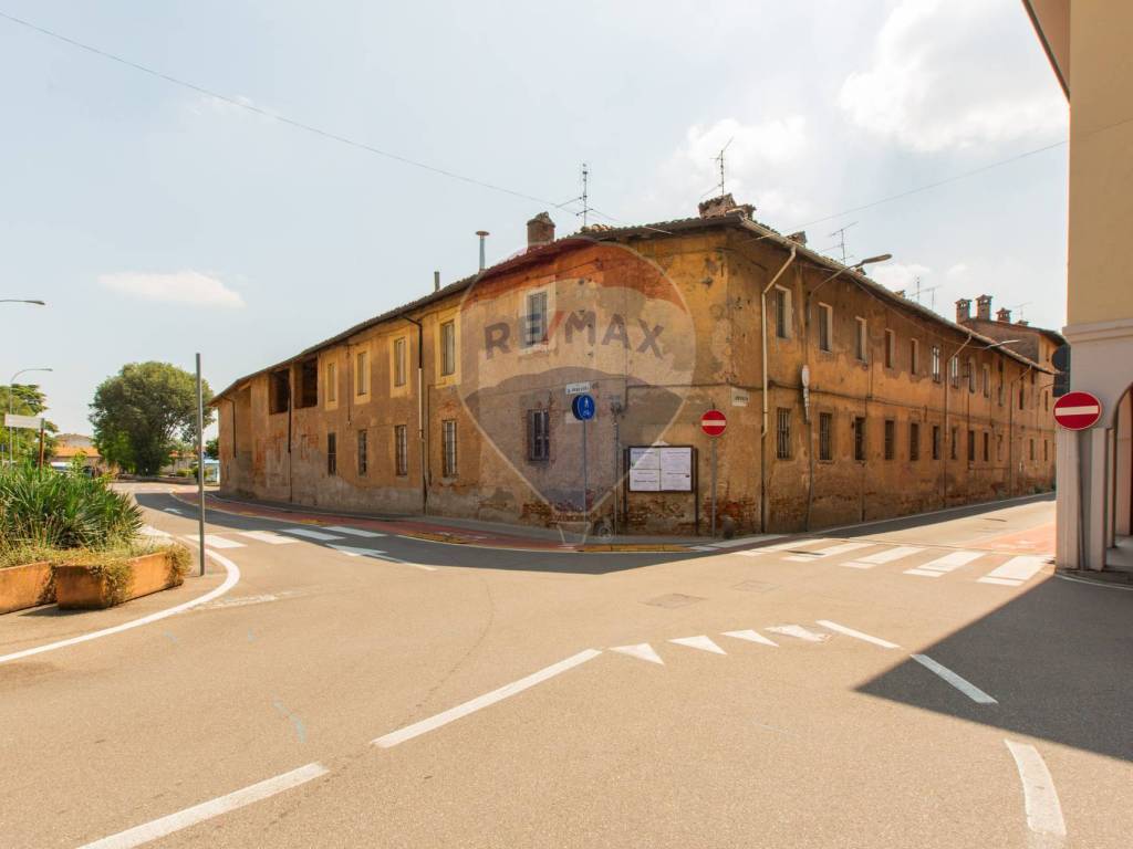 casa indipendente in vendita a Busto Garolfo