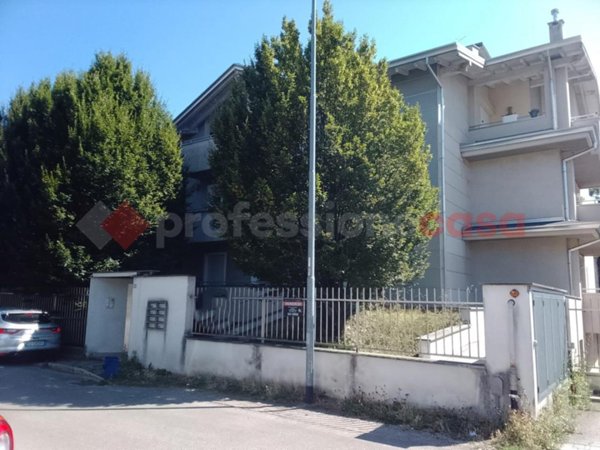 appartamento in vendita a Busto Garolfo