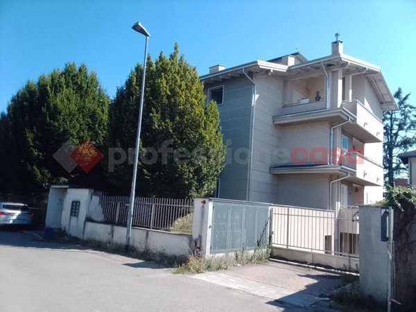appartamento in vendita a Busto Garolfo