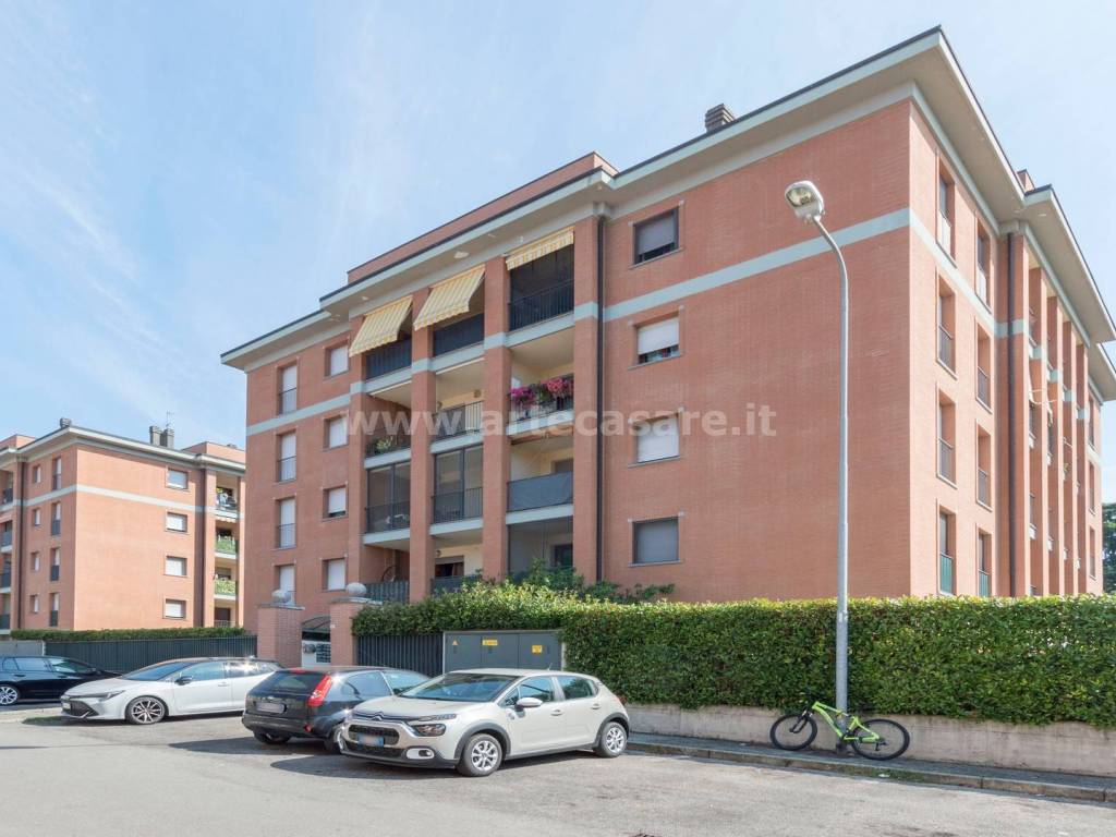 appartamento in vendita a Busto Garolfo