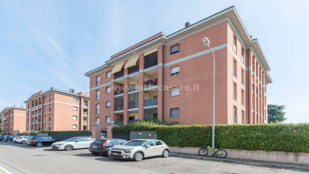 appartamento in vendita a Busto Garolfo