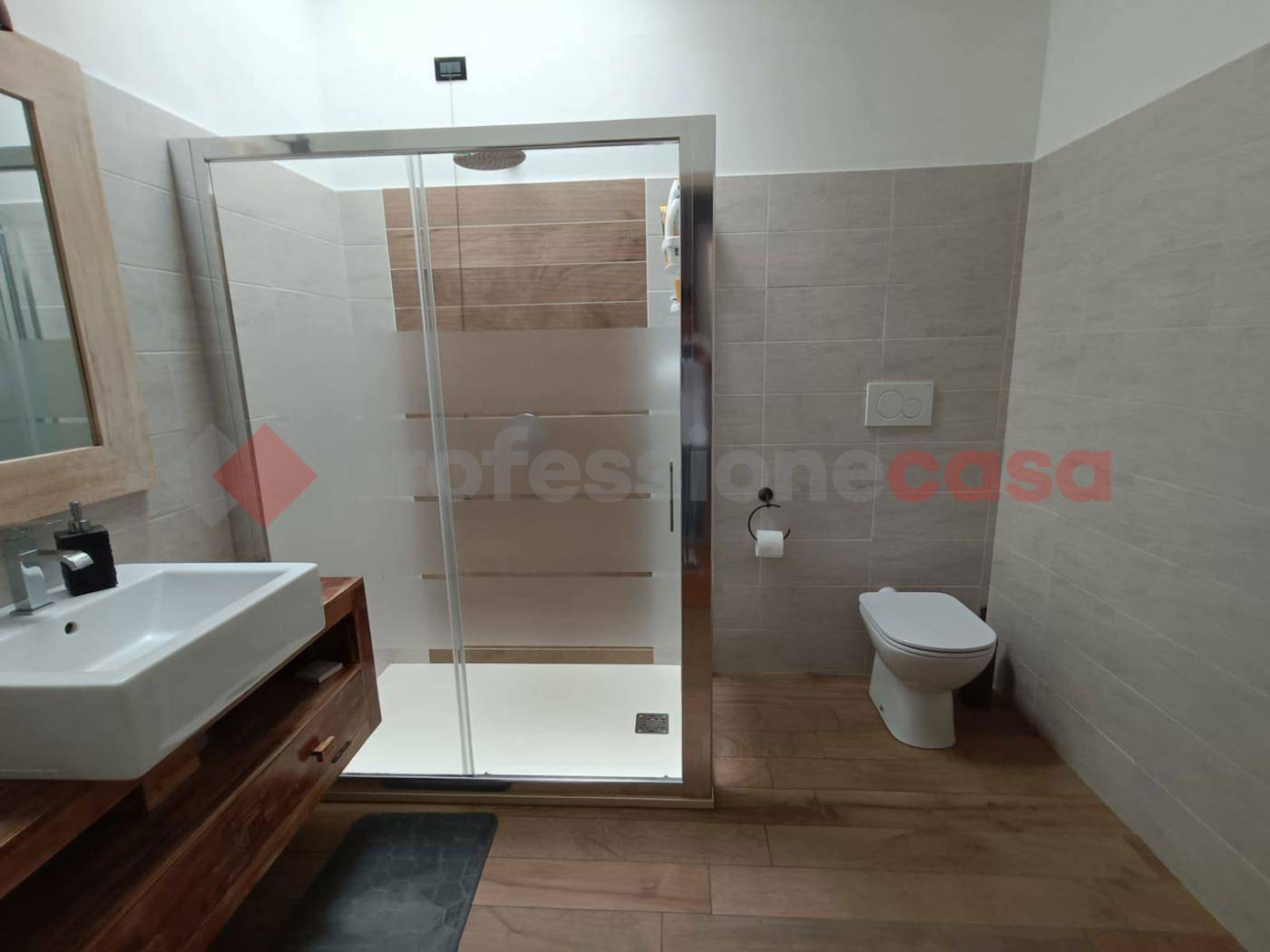 casa indipendente in vendita a Busto Garolfo in zona Olcella