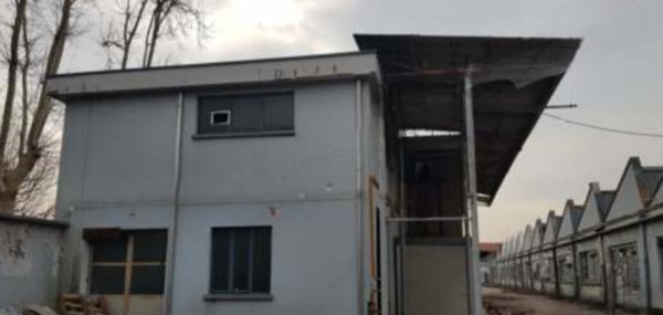 capannone in vendita a Busto Garolfo in zona Olcella