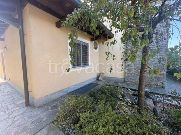 casa indipendente in vendita a Busto Garolfo