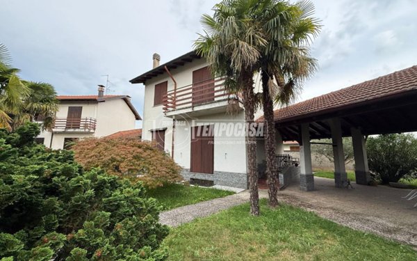 casa indipendente in vendita a Busto Garolfo