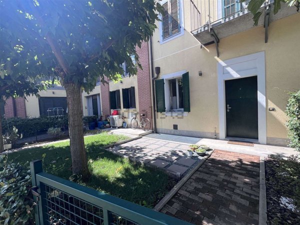 appartamento in vendita a Busto Garolfo