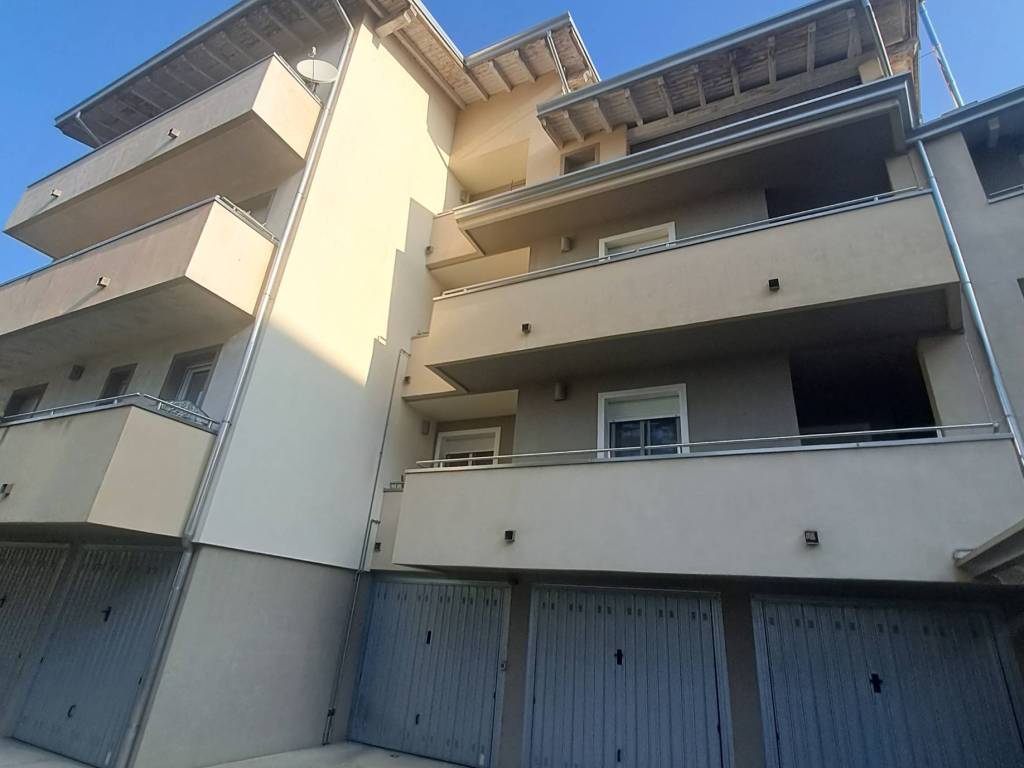 appartamento in vendita a Busto Garolfo