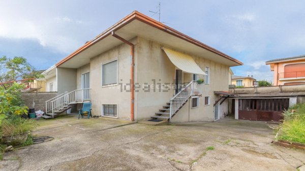 appartamento in vendita a Busto Garolfo