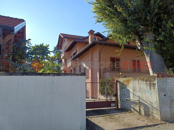 appartamento in vendita a Busto Garolfo
