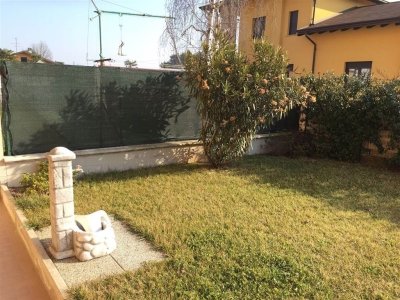 appartamento in vendita a Busto Garolfo